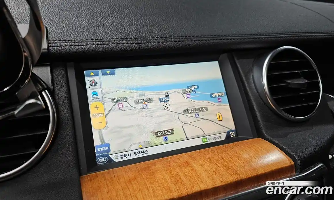 Land Rover Discovery 2015 3.0 автомат (гидро), фото 14