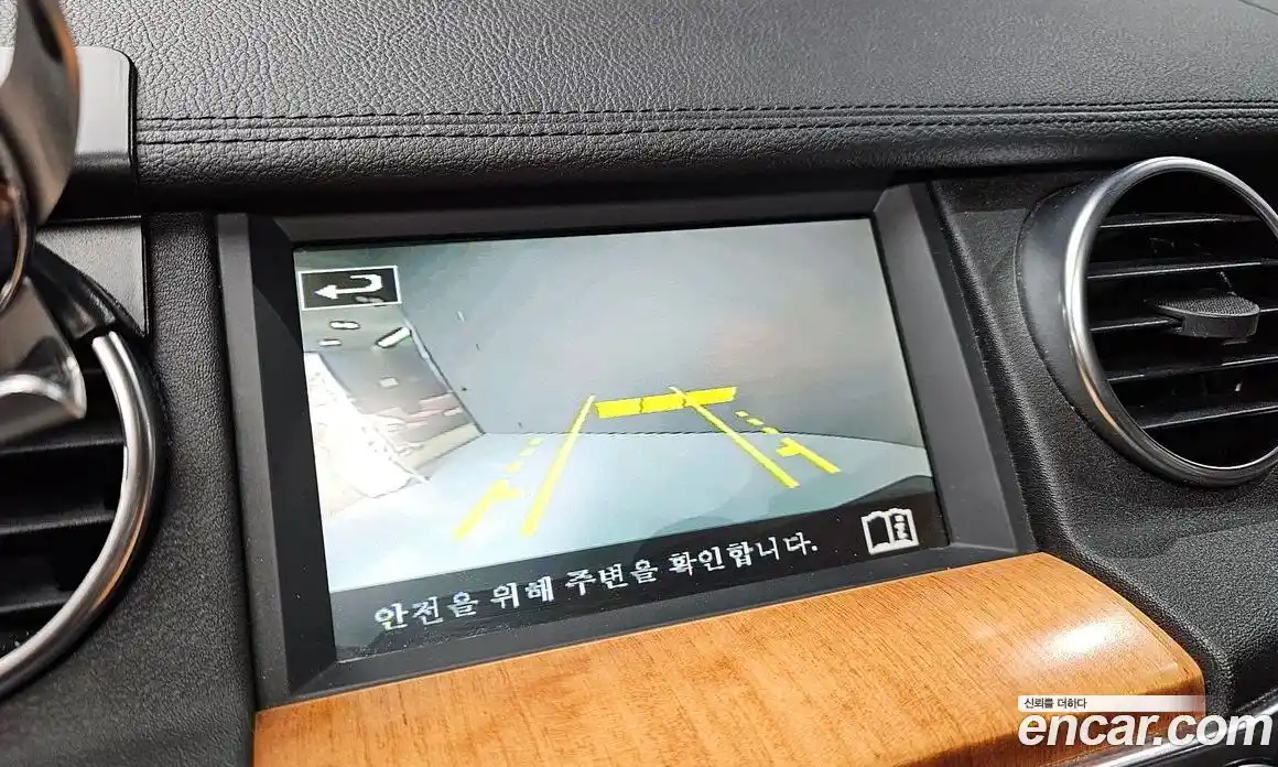Land Rover Discovery 2015 3.0 автомат (гидро), фото 15