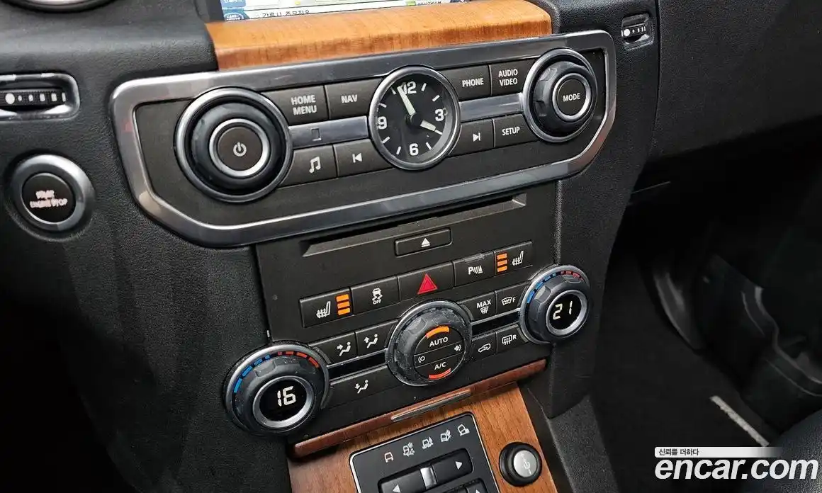 Land Rover Discovery 2015 3.0 автомат (гидро), фото 16