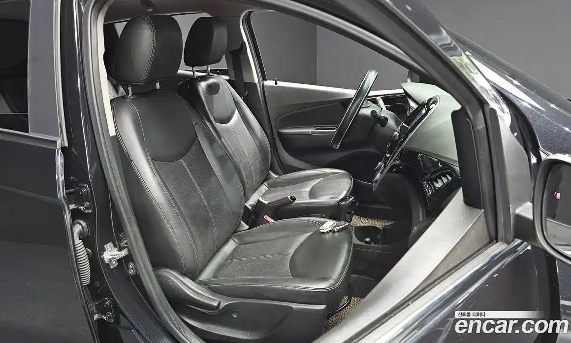 Chevrolet Spark 2016 1.0 автомат (гидро), фото 11
