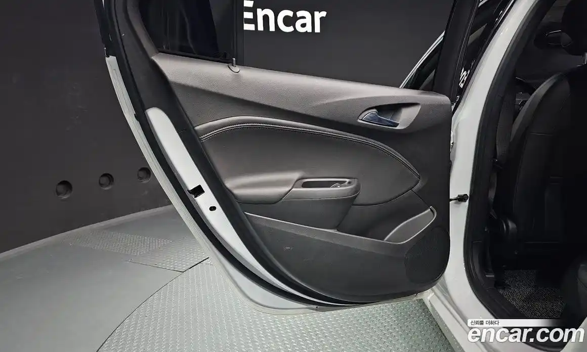 Chevrolet Cruze 2017 1.4 автомат (гидро), фото 15