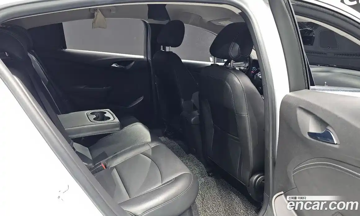 Chevrolet Cruze 2017 1.4 автомат (гидро), фото 17