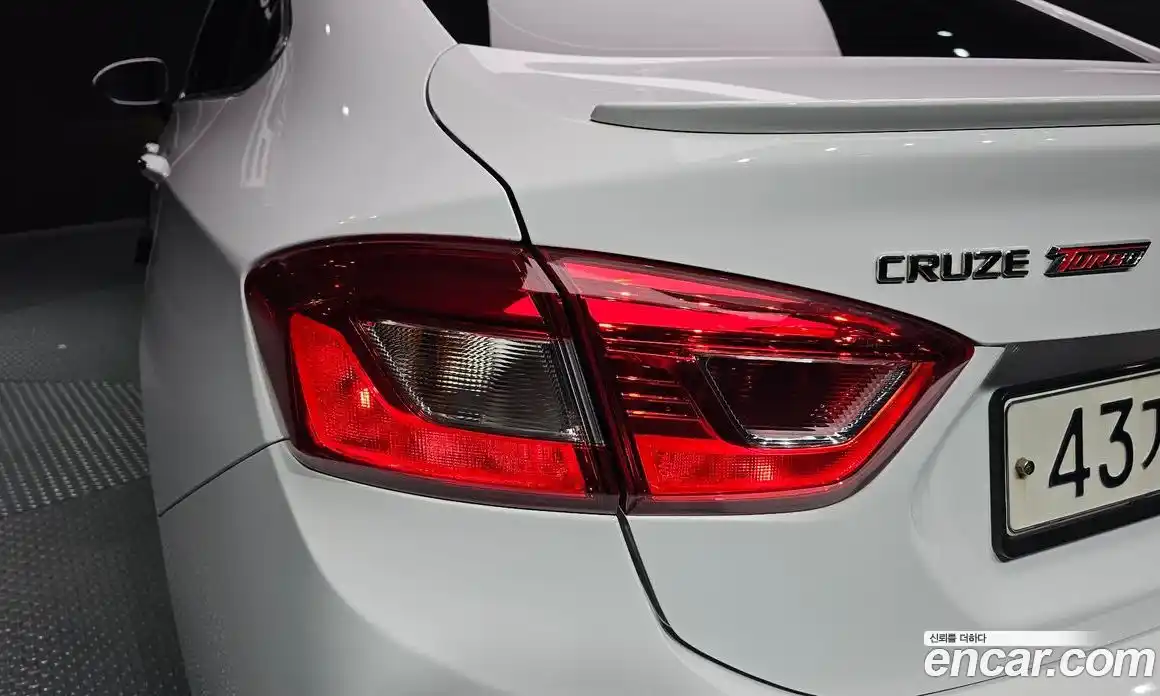 Chevrolet Cruze 2017 1.4 автомат (гидро), фото 9