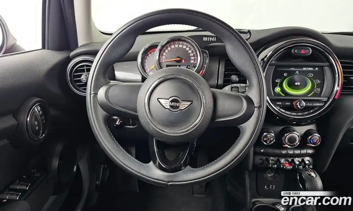 Mini Cooper 2018 1.5 автомат (гидро), фото 13
