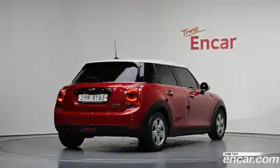 Mini Cooper 2018 1.5 автомат (гидро), миниатюра 2