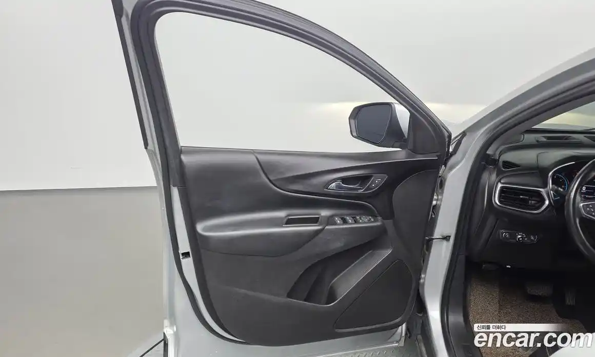 Chevrolet Equinox 2018 1.6 автомат (гидро), фото 14