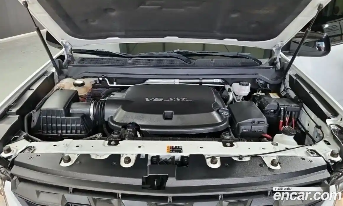 Chevrolet Colorado 2022 3.6 автомат (гидро), фото 5