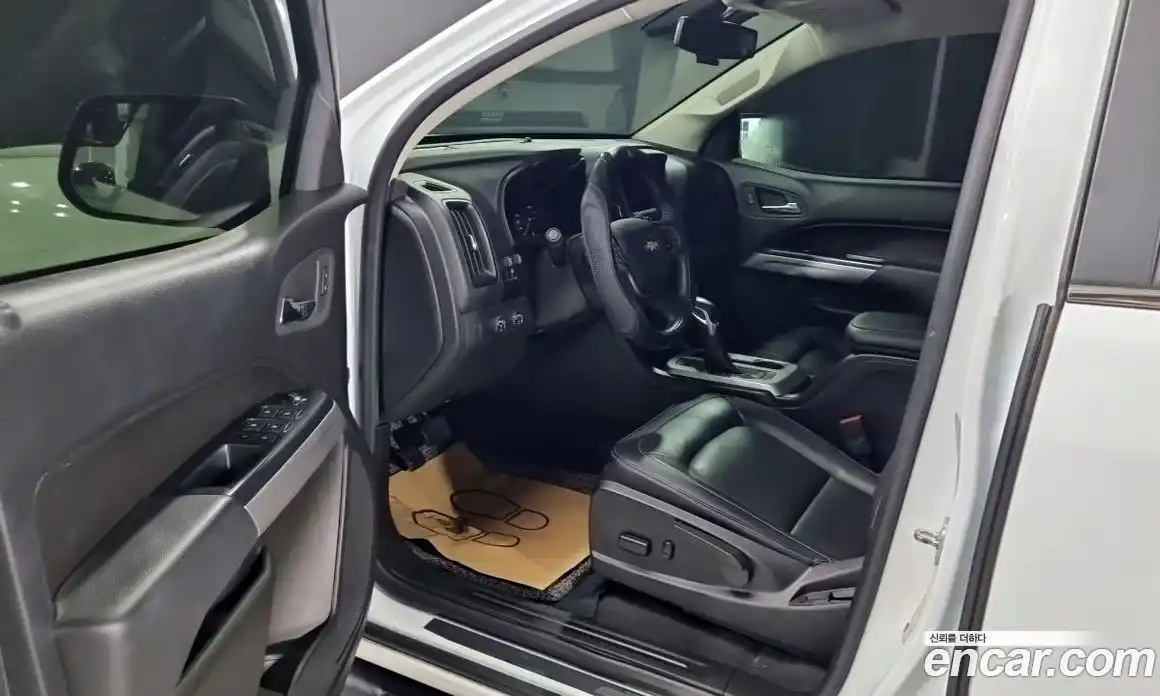 Chevrolet Colorado 2022 3.6 автомат (гидро), фото 6