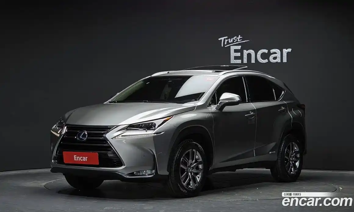Lexus NX 2016 2.5 автомат (гидро), фото 1 Lexus NX 2016 2.5 автомат (гидро), фото 1