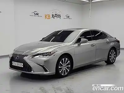 Lexus ES 2018 2.5 автомат (гидро), миниатюра 1 Lexus ES 2018 2.5 автомат (гидро), миниатюра 1