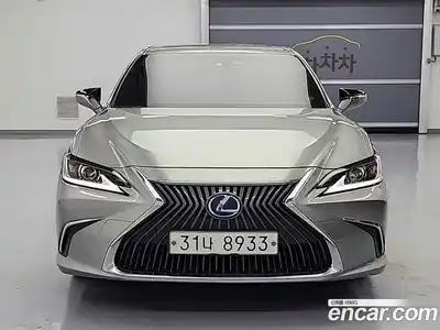 Lexus ES 2018 2.5 автомат (гидро), миниатюра 2 Lexus ES 2018 2.5 автомат (гидро), миниатюра 2