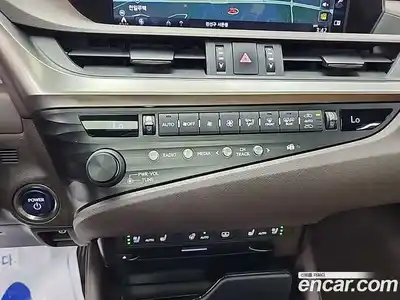 Lexus ES 2018 2.5 автомат (гидро), миниатюра 10 Lexus ES 2018 2.5 автомат (гидро), миниатюра 10