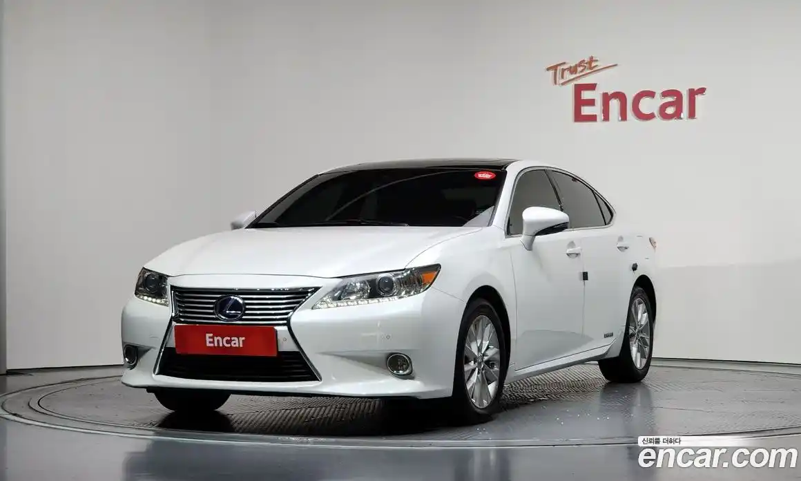 Lexus ES 2012 2.5 автомат (гидро), фото 1 Lexus ES 2012 2.5 автомат (гидро), фото 1