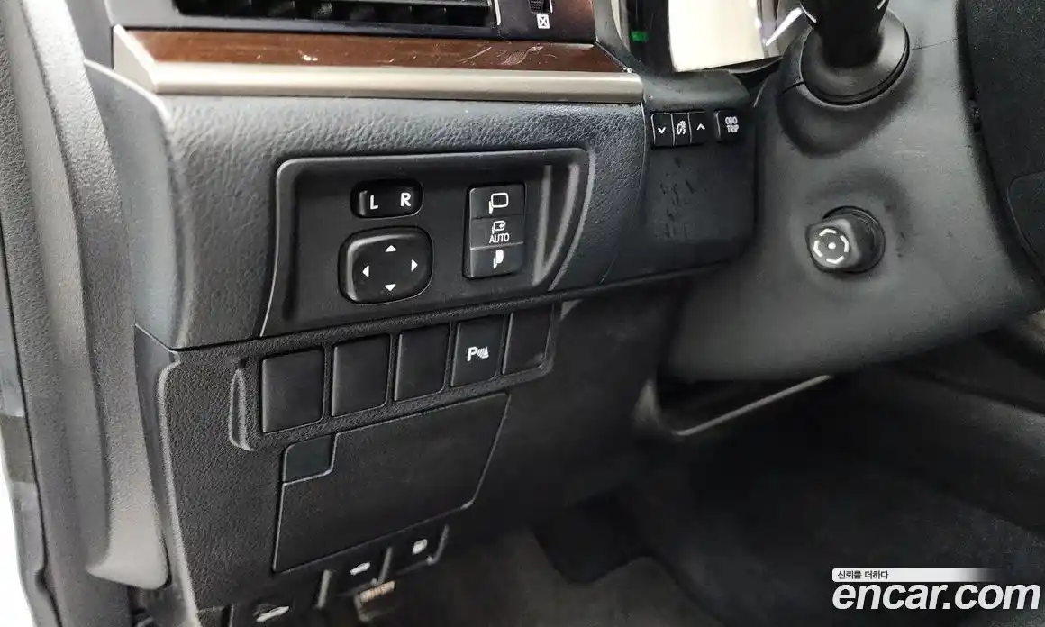 Lexus ES 2012 2.5 автомат (гидро), фото 16 Lexus ES 2012 2.5 автомат (гидро), фото 16