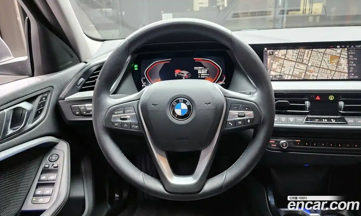 BMW 1 серия 2022 2.0 автомат (гидро), фото 19