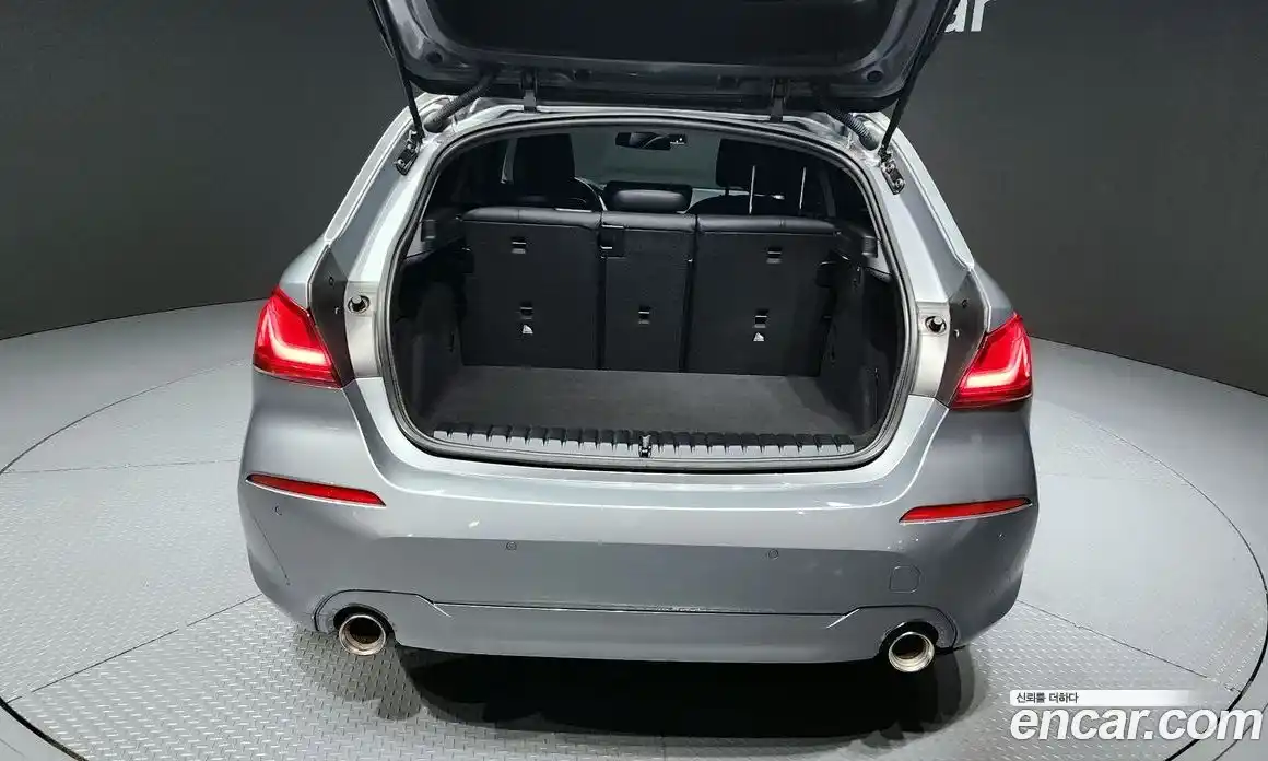 BMW 1 серия 2022 2.0 автомат (гидро), фото 26