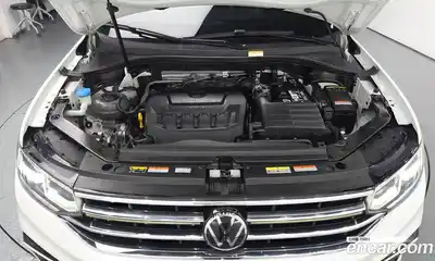 Volkswagen Tiguan 2024 2.0 автомат (гидро), миниатюра 6