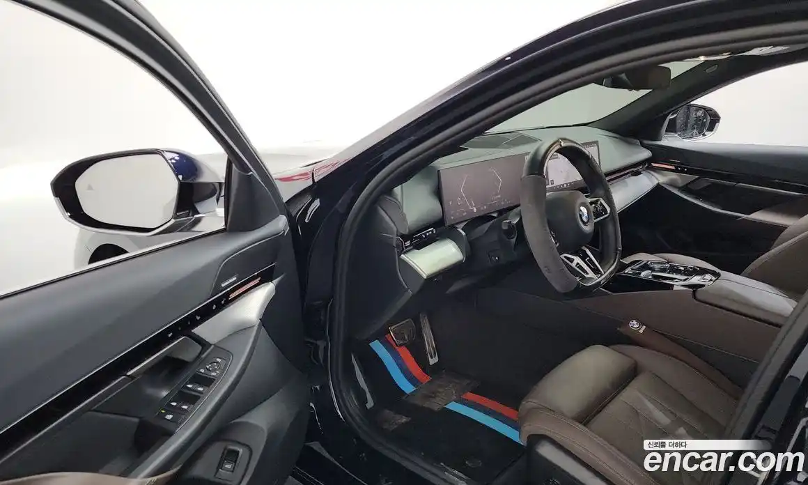 BMW 5 серия 2024 2.0 автомат (гидро), фото 13