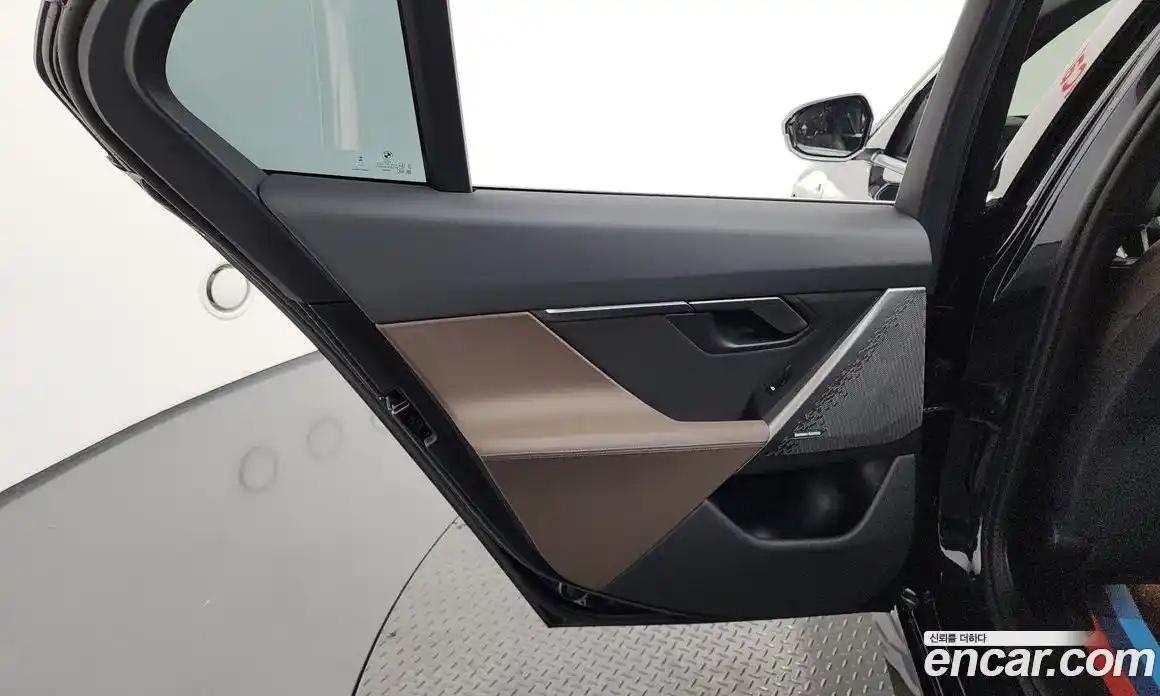 BMW 5 серия 2024 2.0 автомат (гидро), фото 15