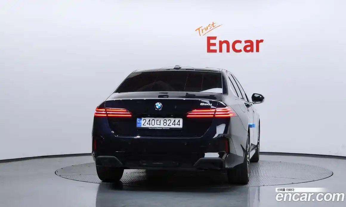 BMW 5 серия 2024 2.0 автомат (гидро), фото 4