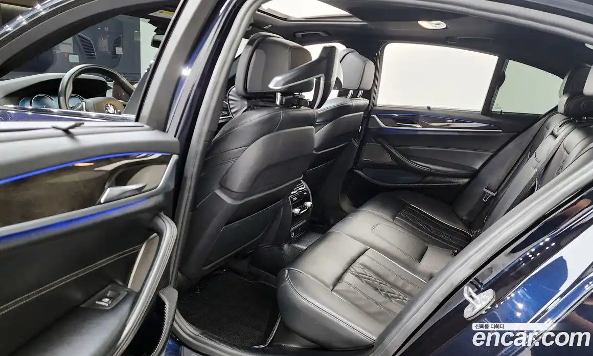BMW 5 серия 2017 3.0 автомат (гидро), фото 17