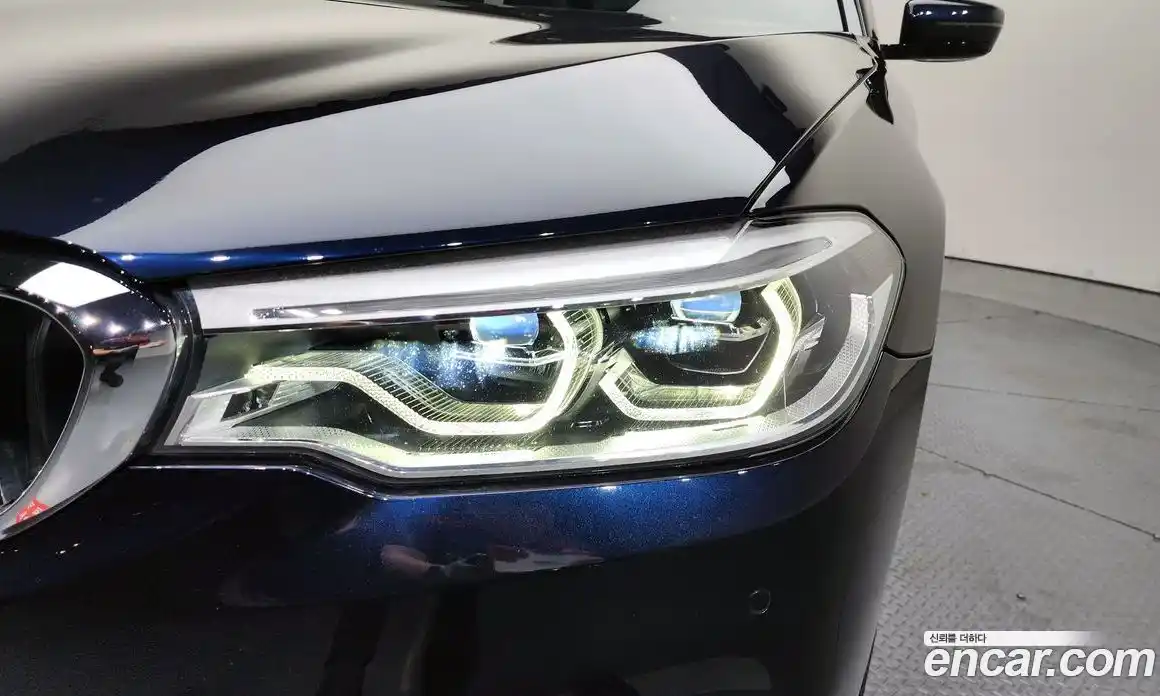BMW 5 серия 2017 3.0 автомат (гидро), фото 7