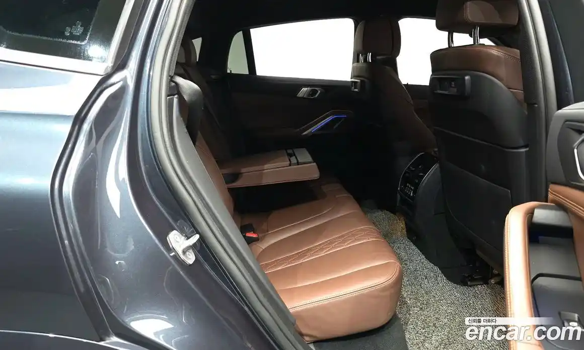 BMW X6 2022 3.0 автомат (гидро), фото 11