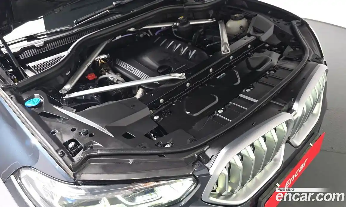 BMW X6 2022 3.0 автомат (гидро), фото 6