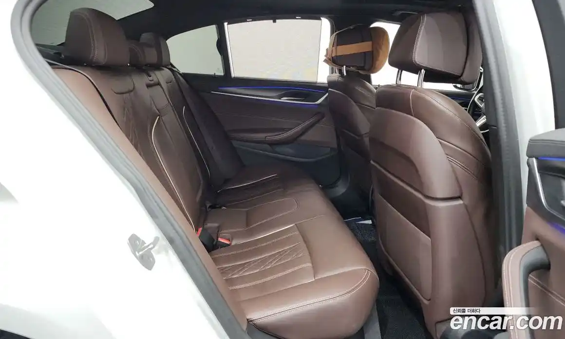BMW 5 серия 2023 2.0 автомат (гидро), фото 17