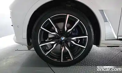 BMW X7 2021 3.0 автомат (гидро), миниатюра 5