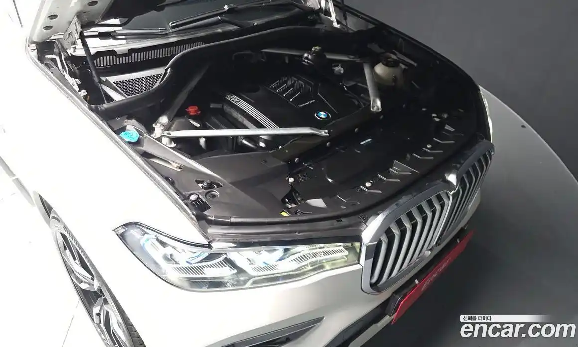 BMW X7 2021 3.0 автомат (гидро), фото 6