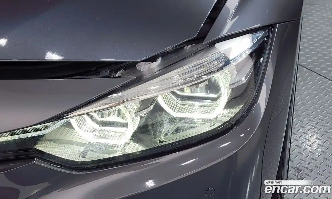 BMW 3 серия 2018 2.0 автомат (гидро), фото 8