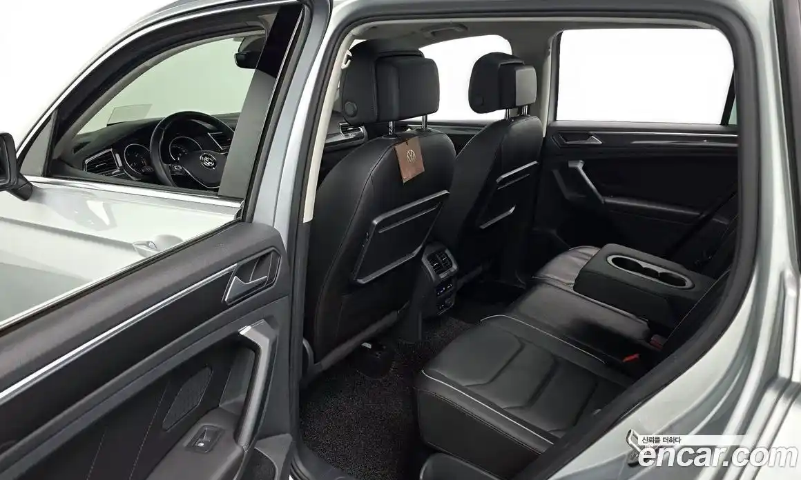 Volkswagen Tiguan 2020 2.0 автомат (гидро), фото 17