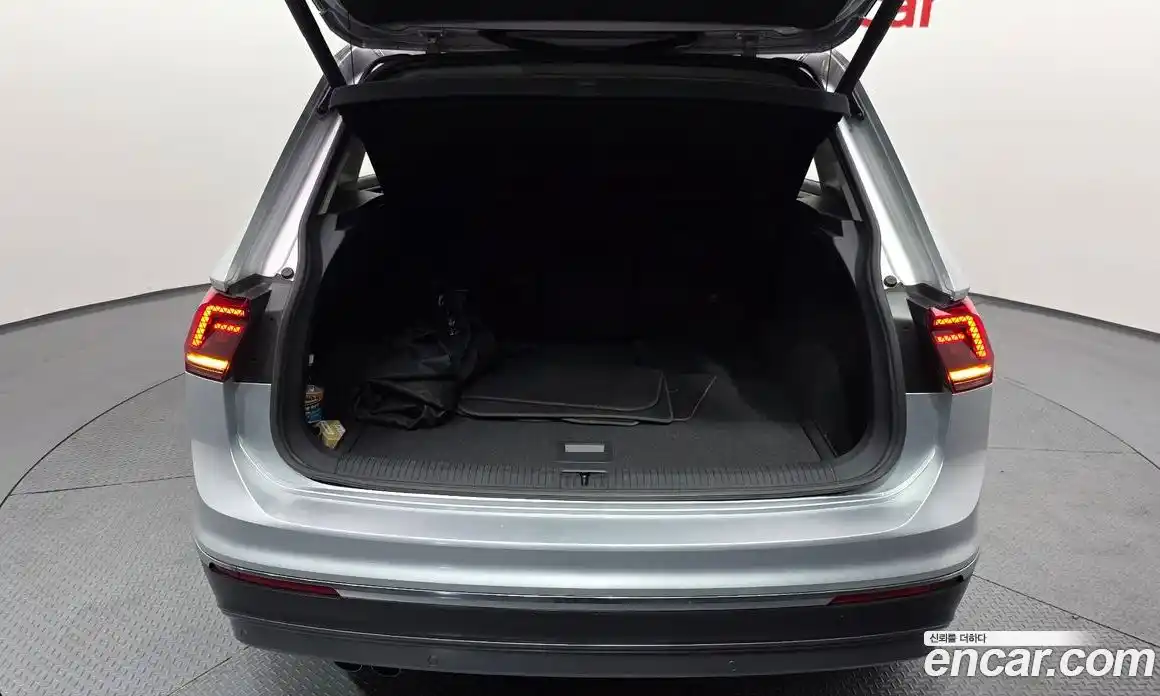 Volkswagen Tiguan 2020 2.0 автомат (гидро), фото 26
