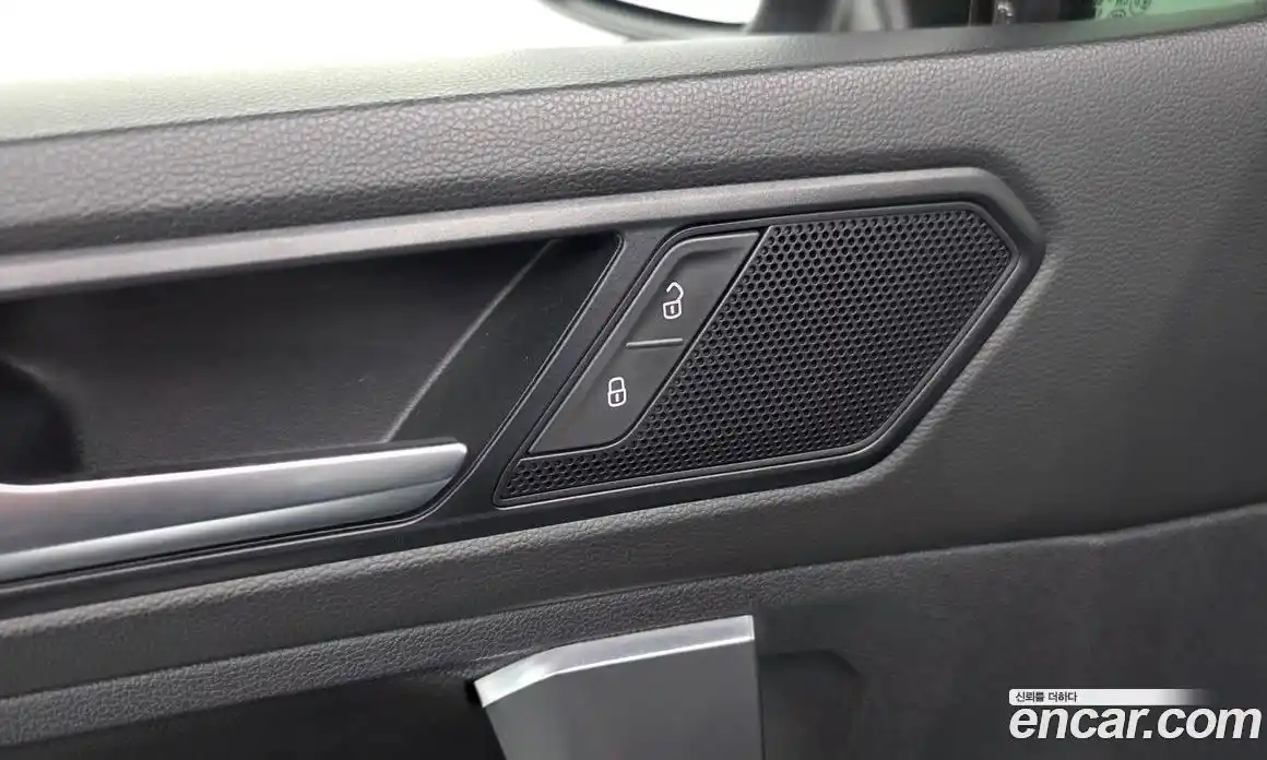 Volkswagen Tiguan 2020 2.0 автомат (гидро), фото 29