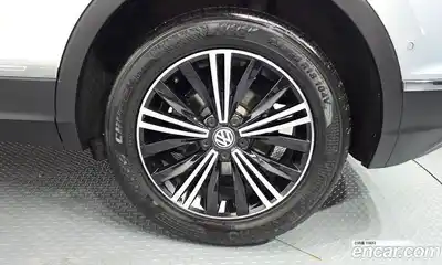 Volkswagen Tiguan 2020 2.0 автомат (гидро), миниатюра 7