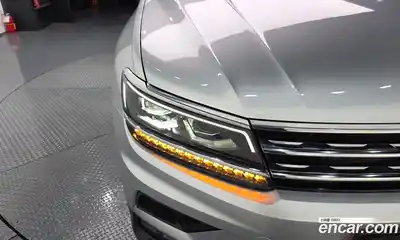 Volkswagen Tiguan 2020 2.0 автомат (гидро), миниатюра 8