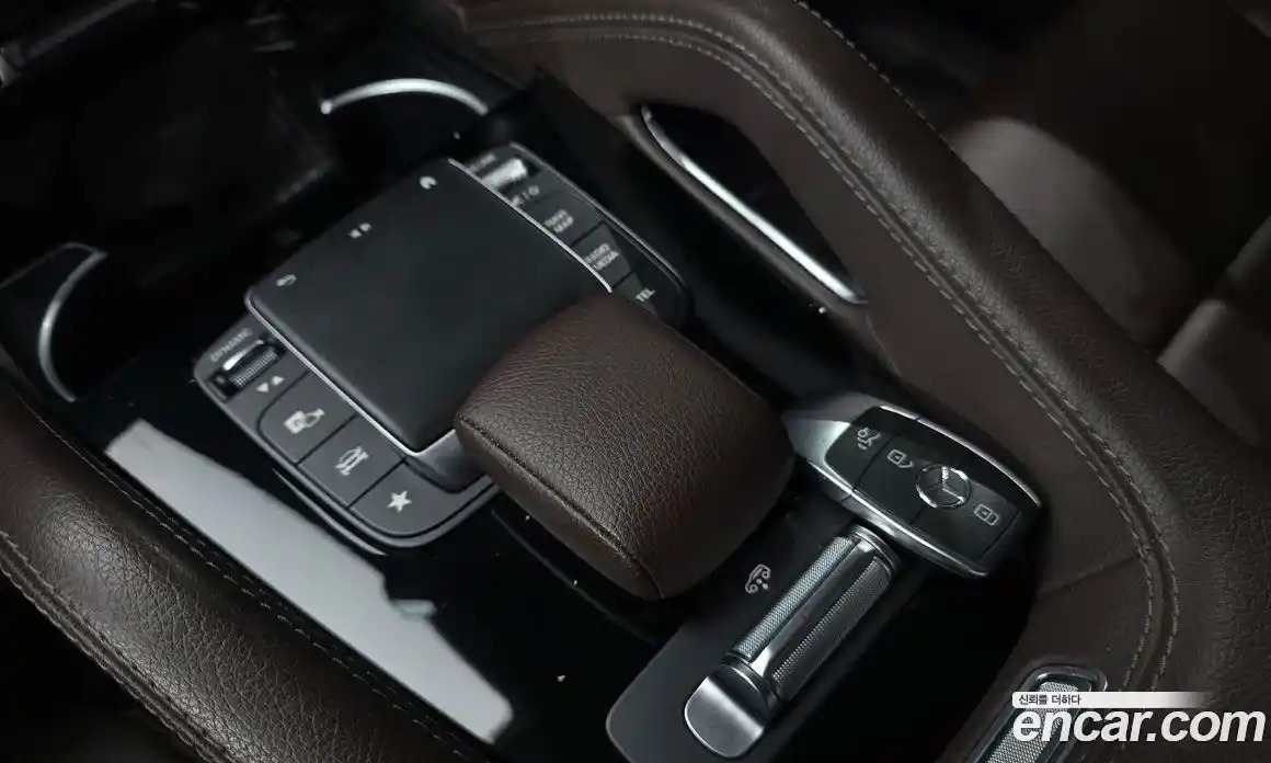 Mercedes-Benz GLE-Class 2019 1.9 гидро, фото 24 Mercedes-Benz GLE-Class 2019 1.9 гидро, фото 24