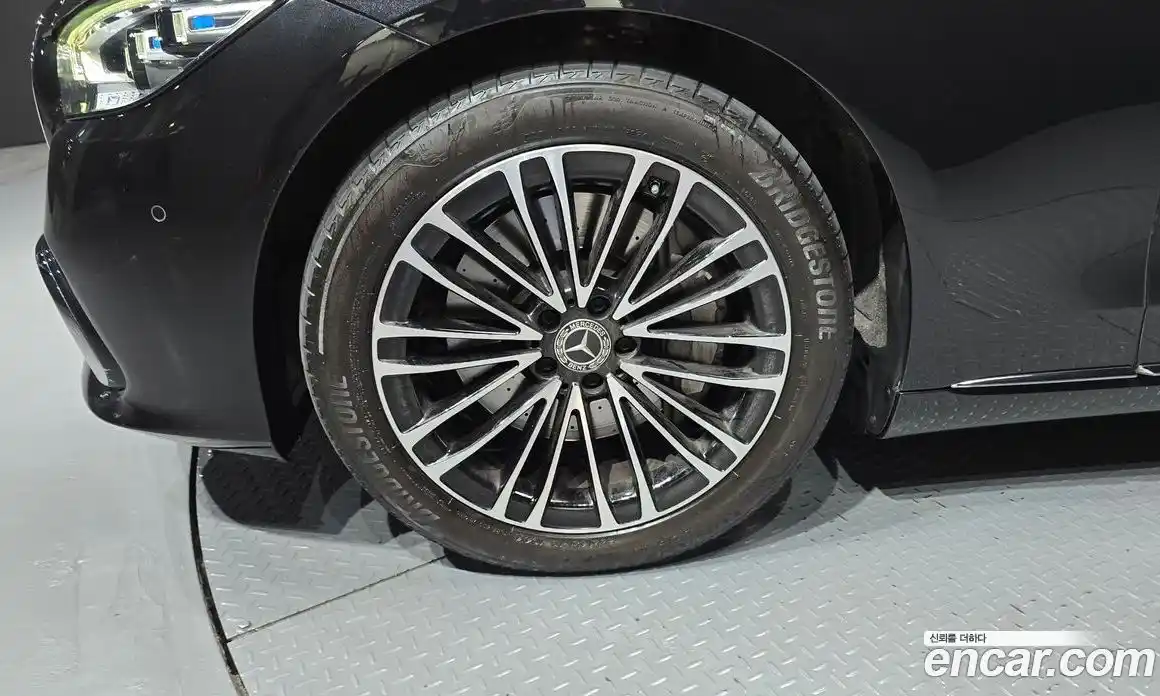 Mercedes-Benz S-Class 2024 3.0 гидро, фото 5