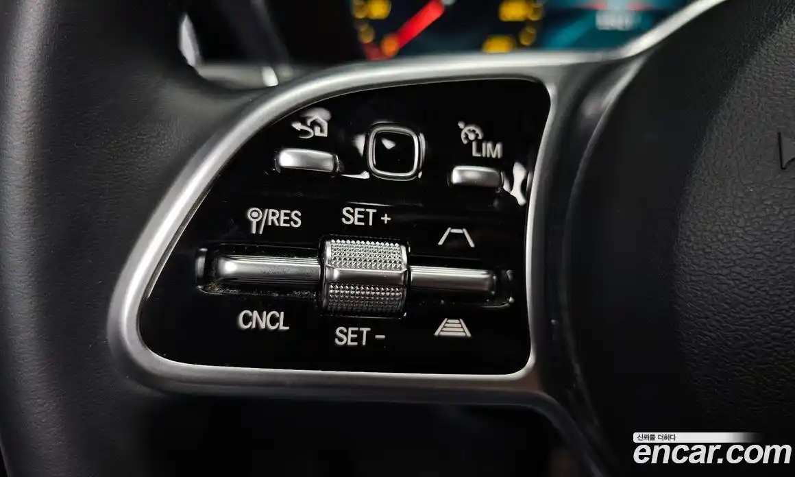Mercedes-Benz GLC-Class 2020 2.0 гидро, фото 30