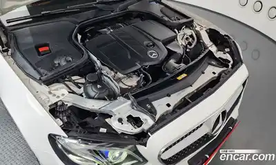 Mercedes-Benz E-Class 2020 1.9 автомат (гидро), миниатюра 6