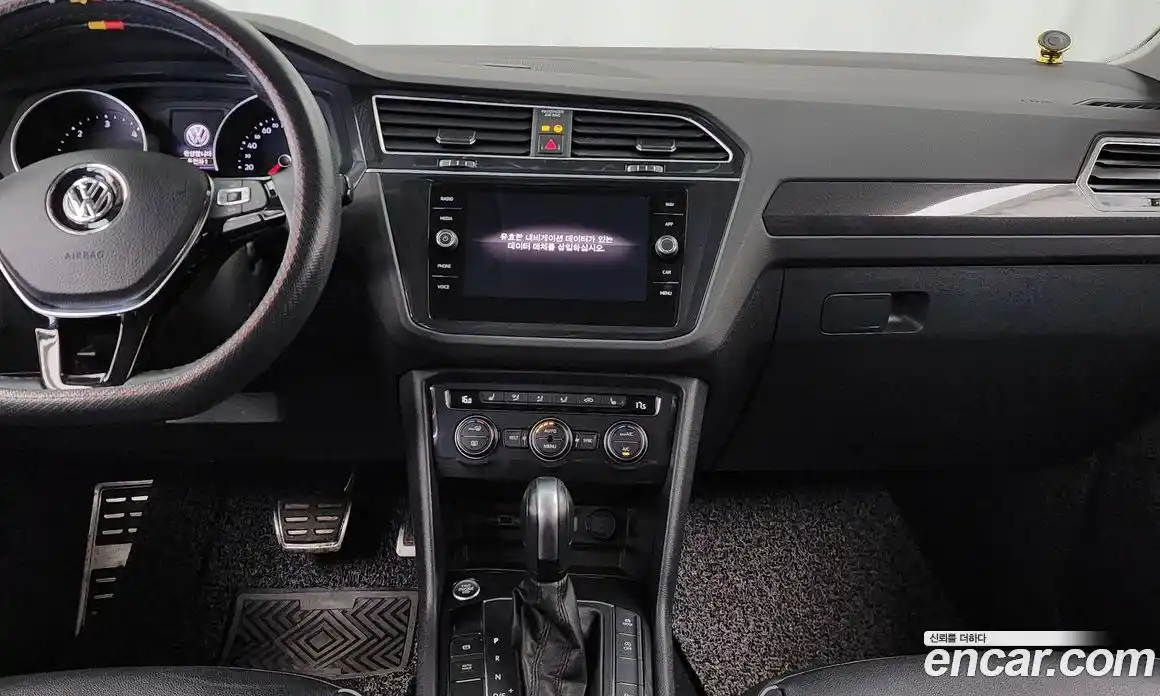 Volkswagen Tiguan 2020 2.0 автомат (гидро), фото 14