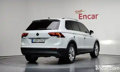 Volkswagen Tiguan 2020 2.0 автомат (гидро), миниатюра 2