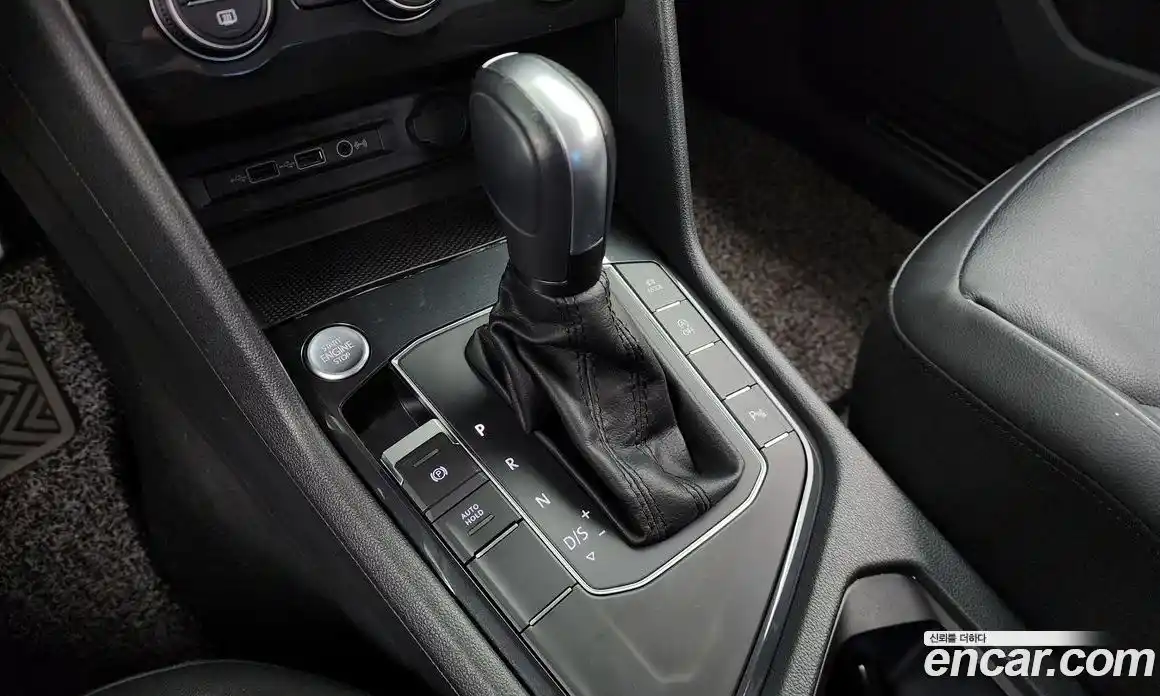 Volkswagen Tiguan 2020 2.0 автомат (гидро), фото 9