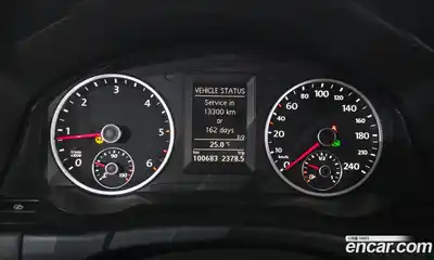 Volkswagen Tiguan 2012 2.0 автомат (гидро), миниатюра 8