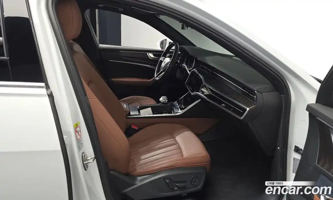Audi A6 2020 2.0 автомат (гидро), фото 16