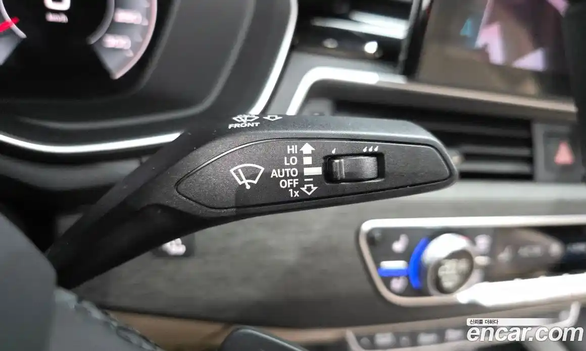 Audi A4 2023 2.0 автомат (гидро), фото 28