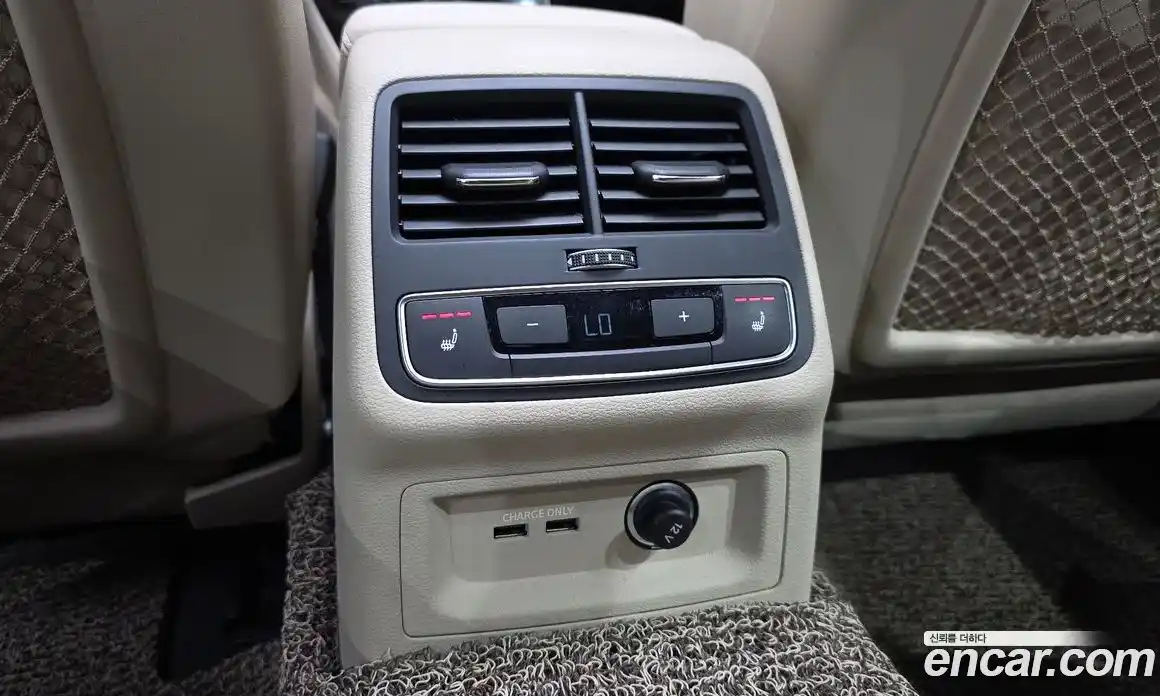 Audi A4 2023 2.0 автомат (гидро), фото 31