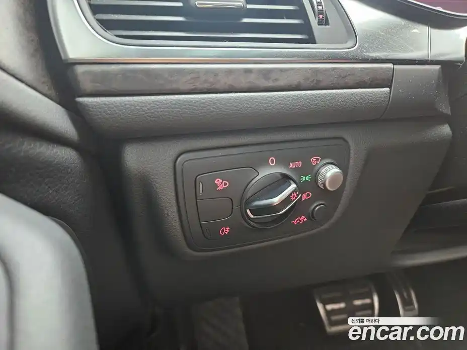 Audi A6 2018 2.0 автомат (гидро), фото 15
