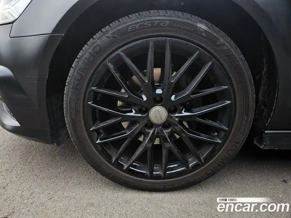 Audi A6 2018 2.0 автомат (гидро), фото 5